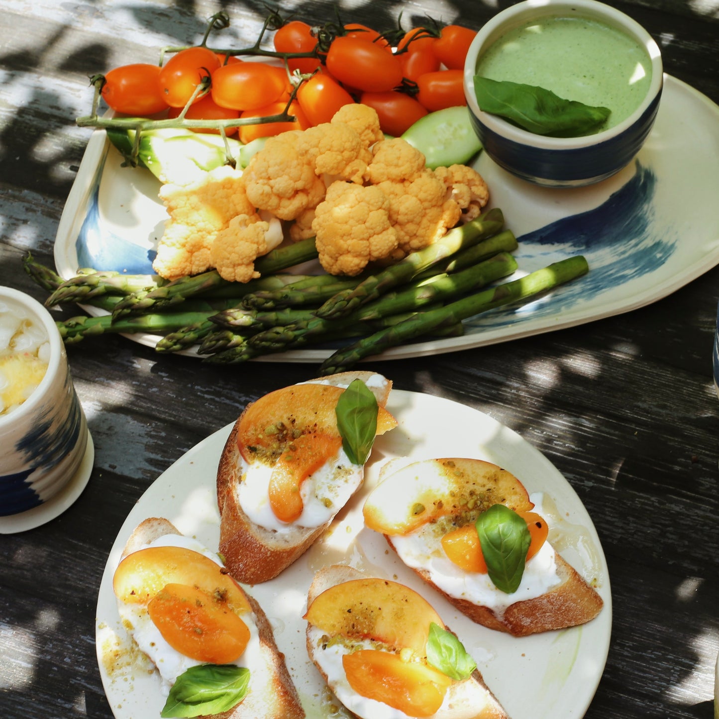 The Anyone Can Host Serving Plate